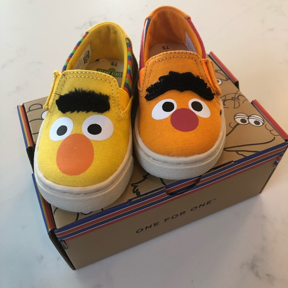 Brand new Sesame Street Bert and Ernie TOMS